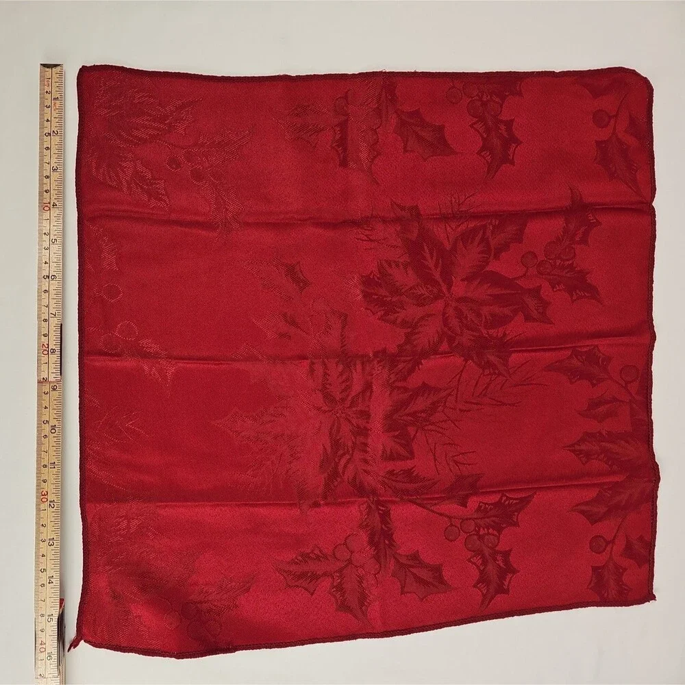 Lot of 7 Essential Home Cloth Napkins Red Cream Jacquard Polyester Holiday
